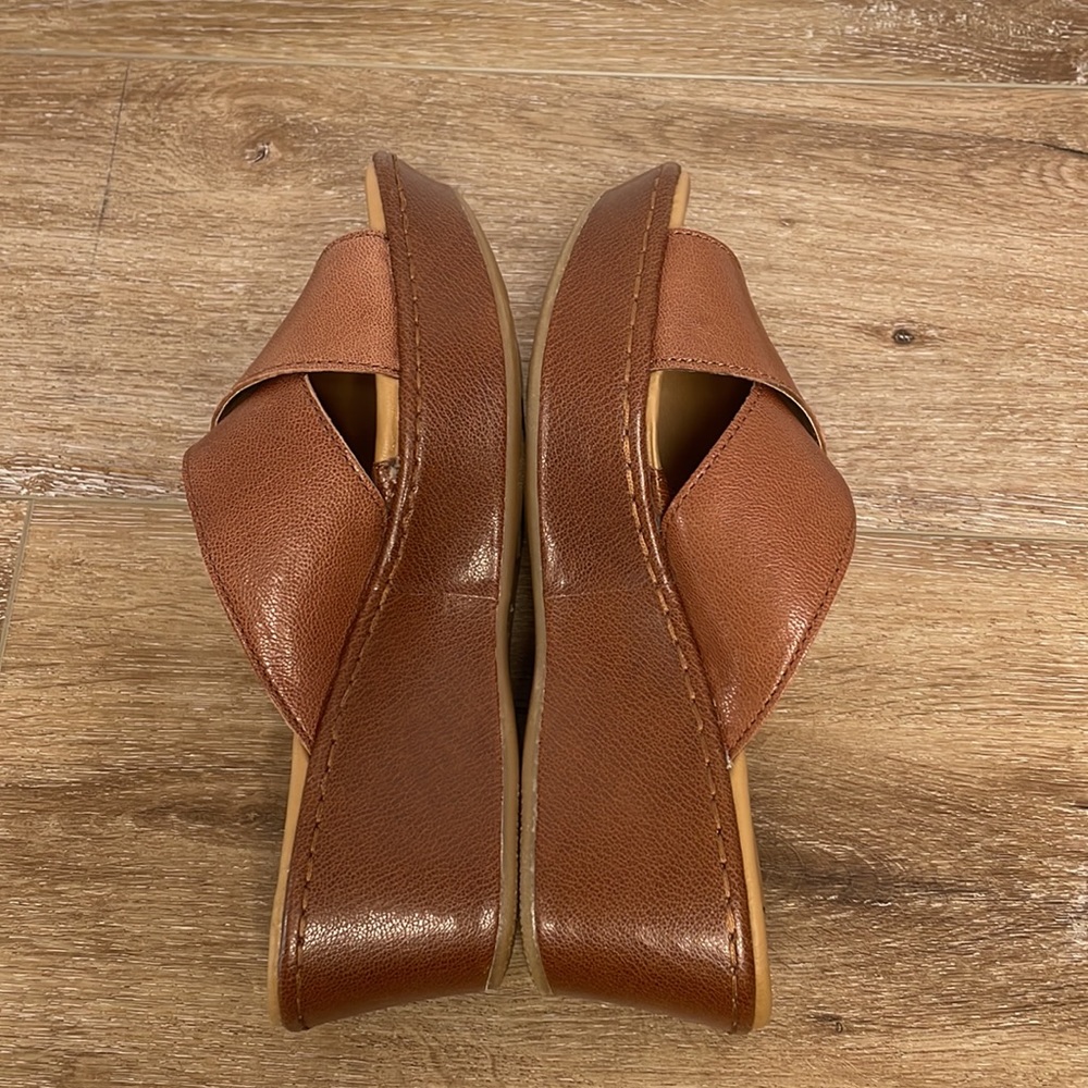 New BOC Born Black Sandals Size 7 Audrey Wedges - Picture 4 of 8